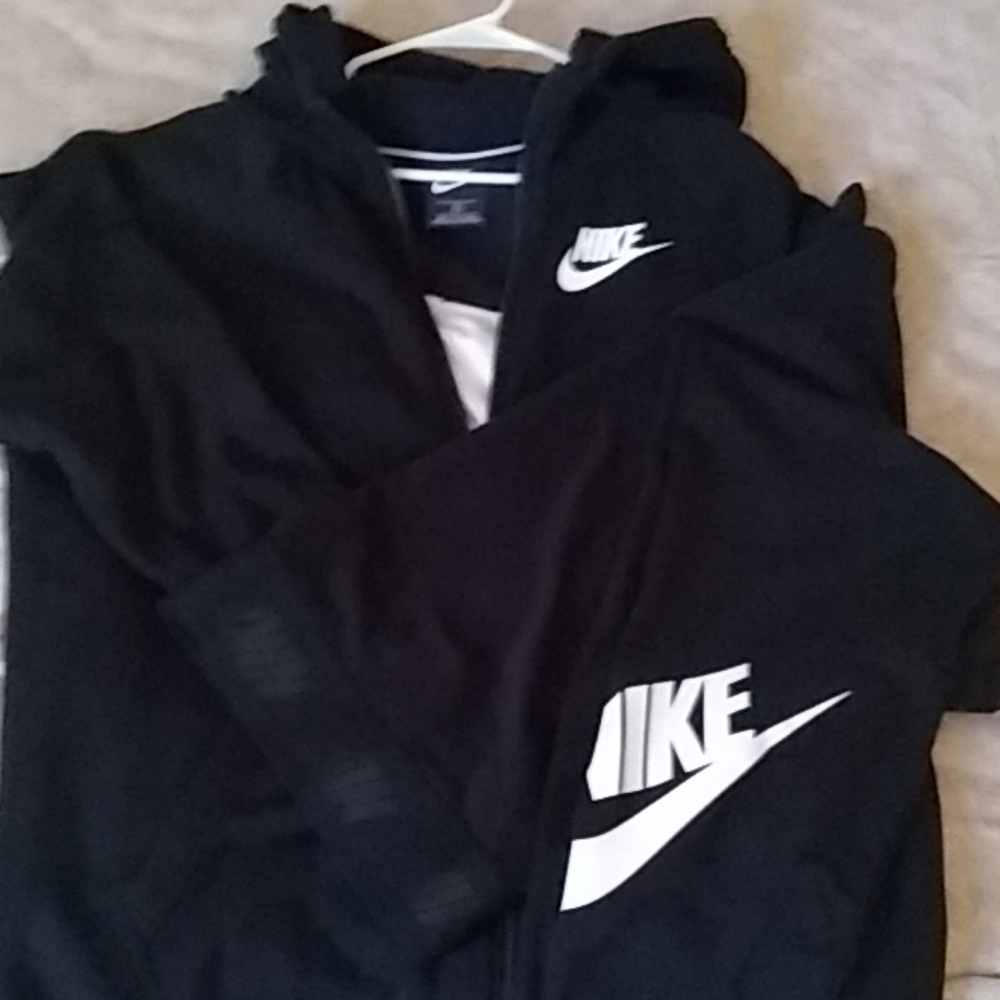 Nike leggings with coordinating Hooded Jacket